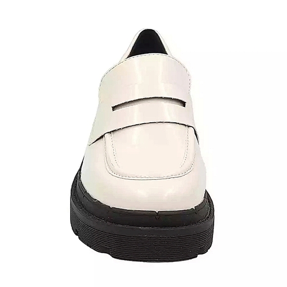 New w/Box Aqua College Saanvi Weatherproof Vegan Lug Sole Penny Loafer Size 8 - Picture 2 of 9